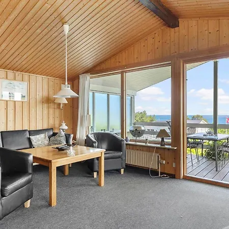 6828-allinge-tejnvej-62-a Feriehus